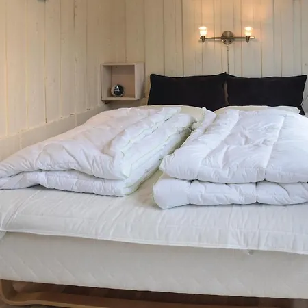 Three-bedroom Holiday In Hébergement de vacances